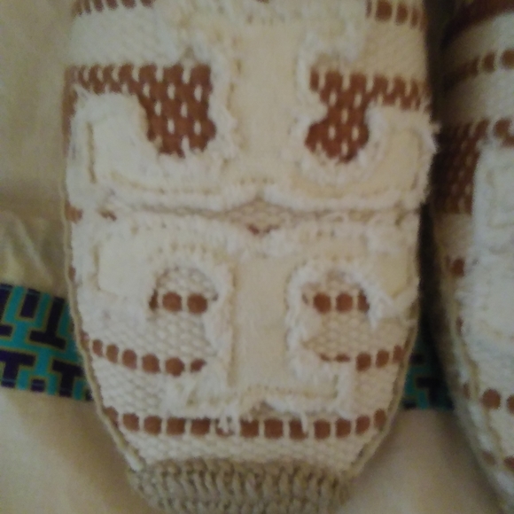 Tory Burch poppy espadrilles(Authentic) - Picture 4 of 6